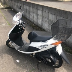 スズキ アドレスV50 白 CA44Aの画像