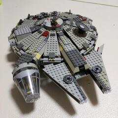 LEGO　レゴ　スターウォーズ　ミレニアムファルコン　4504