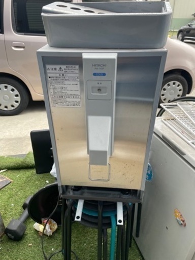 冷水機
