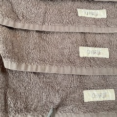中古品　シャルレ　茶色　バスタオル8枚　フェイスタオル8枚　無料の画像