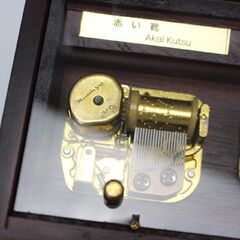 430)Sankyo 横浜浪漫 オルゴール ３曲 赤い靴 青い目の人形 かもめの水兵さん サンキョーの画像