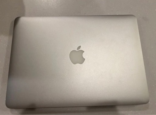 Apple MacBook Air Core i7 ノートパソコン （E69) 