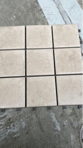 オフホワイト300x300x15mm クレガーレ　ベランダ バルコニー タイル