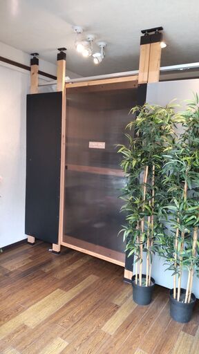 間仕切壁(パーテーション)　ラブリコ柱タイプ