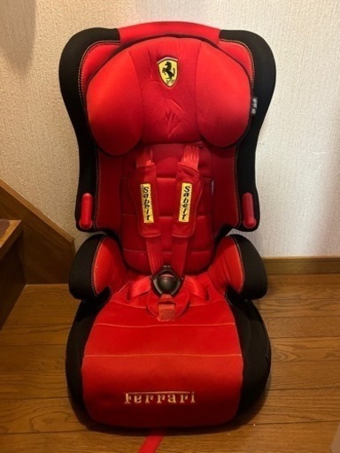 Ferrari チャイルドシート