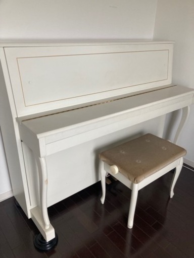 (受け渡し者決定)中古ピアノ　ホワイトピアノ