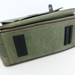 【未使用訳あり】 GIOTTOS カメラバッグ 大容量 カーキグリーン LF5401Gの画像