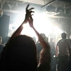スタッフ追加募集！<5/8-14>レアバイト☆日本初上陸の複合型イベント運営スタッフ＠幕張の画像
