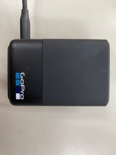 GoPro デュアル バッテリー チャージャー  中古