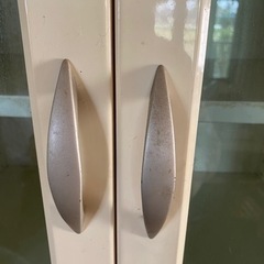食器棚の画像