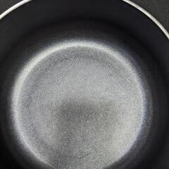 片手鍋　ソースパン18㌢　IH対応の画像