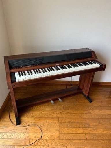 Roland (ローランド)電子ピアノ  HP-350 中古品