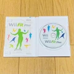 Wii Fit Plus ソフト+バランスボード黒 中古品　の画像