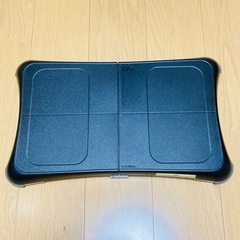 Wii Fit Plus ソフト +バランスボード黒 中古品の画像