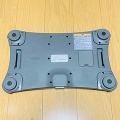 Wii Fit Plus ソフト +バランスボード黒 中古品の画像