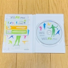 Wii Fit Plus ソフト + バランスボード白 中古品の画像