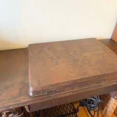 レトロ好き必見！アンティーク アメリカン 足踏みミシンの画像