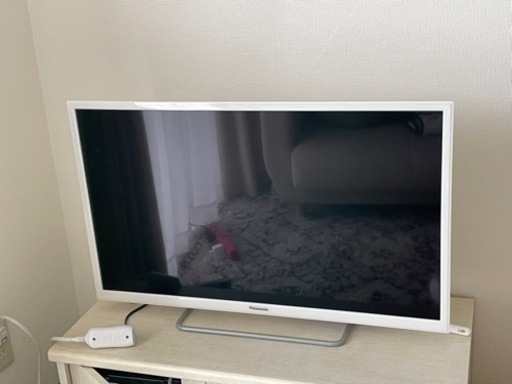 Panasonic テレビ 32型 白