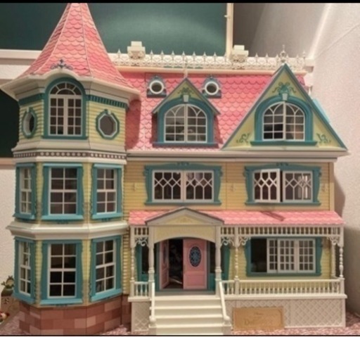 ディズニー　ドールハウス