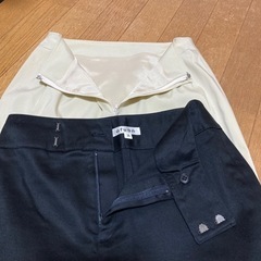 膝丈スカー2着とアイシャドウBKの画像