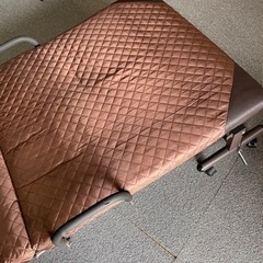 ●折りたたみベッド　ブラウン●あげますの画像