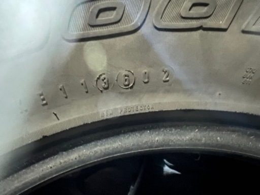 305/70R16 3本