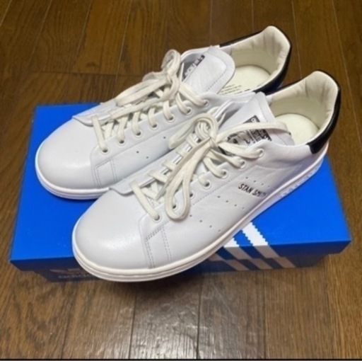 adidas　STAN SMITH