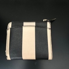 Kate spade ケイトスペード　財布 の画像