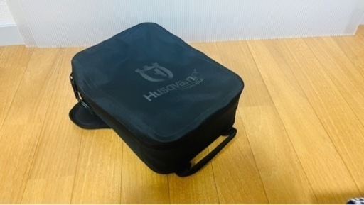 ハスクバーナ　スヴァルトピレン　401 250 純正　タンクバック