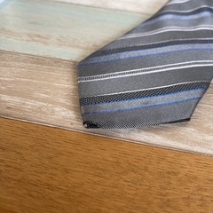 ネクタイ　一本500円の画像