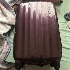 スーツケース最小サイズ引き取って頂ける方へお譲りしますの画像