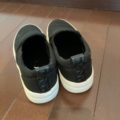 DKNK黒22.5cmの画像