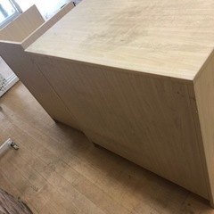 レジ横で使っていた棚、台です。の画像