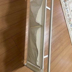 ベットサイドガード