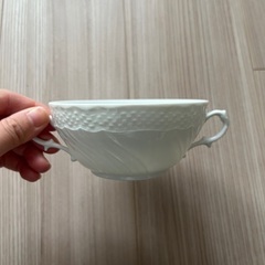 皿、カップ、ボウルの画像