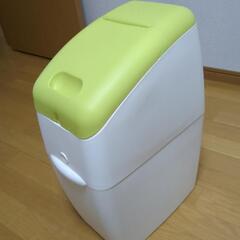 おむつのゴミ箱
