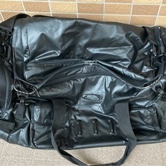 オークリー　2WAY キャリーバッグ、ボストンバッグの画像