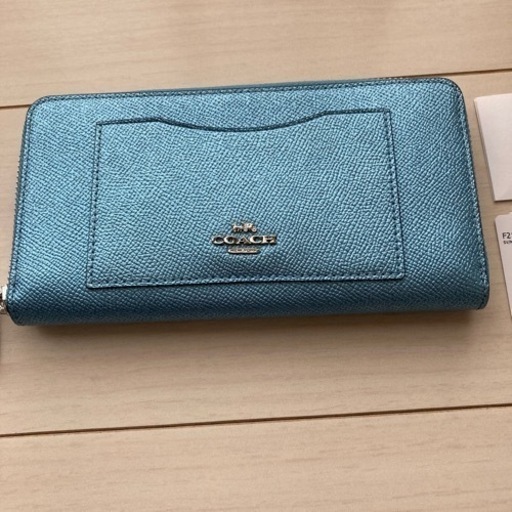 【新品】COACHコーチ　長財布　メタリックスカイブルー【アウトレット店で購入】