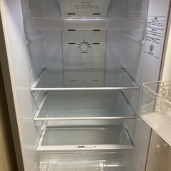 【2019年製】ハイセンス　冷凍冷蔵庫　HR-B2302 の画像