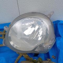 初代シエンタNCP81.85左ヘッドライト