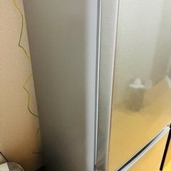 4/22,23受け取れる方！AQUA 冷蔵庫(3年使用)の画像