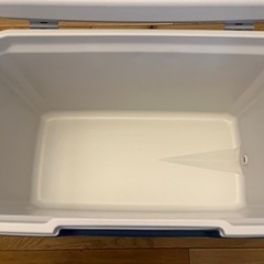 コールマン　クーラーボックス　エクストリーム　70QTの画像