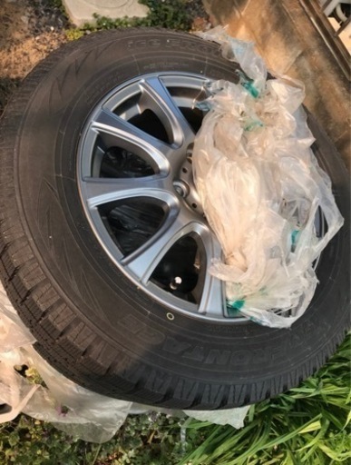 スタッドレスタイヤ ホイール付き 15インチ