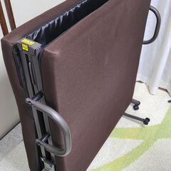 【ほぼ未使用】折り畳み低反発シングルベッド