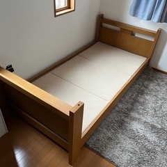 【成約済】シングルベッド（マットレス無し）