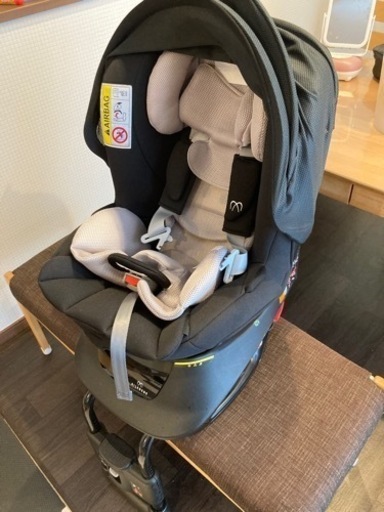 極美品 エールベベチャイルドシート クルッNT2 プレミアム