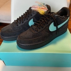 【新品・鑑定済】Tiffany & Co. × Nike Air...