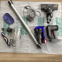 【値下げしました】ダイソン 掃除機の画像