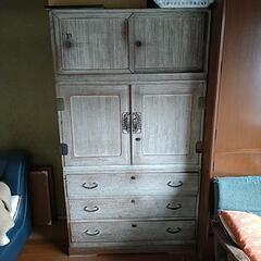 骨董的価値、昭和30年代前半桐箪笥の画像