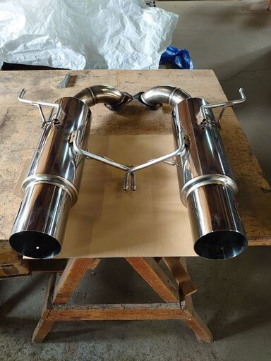 お取り引き中！最終価格！22000円-18000円-12000円 代理出品◆中古◆レガシィBLで使用◆柿本のマフラー